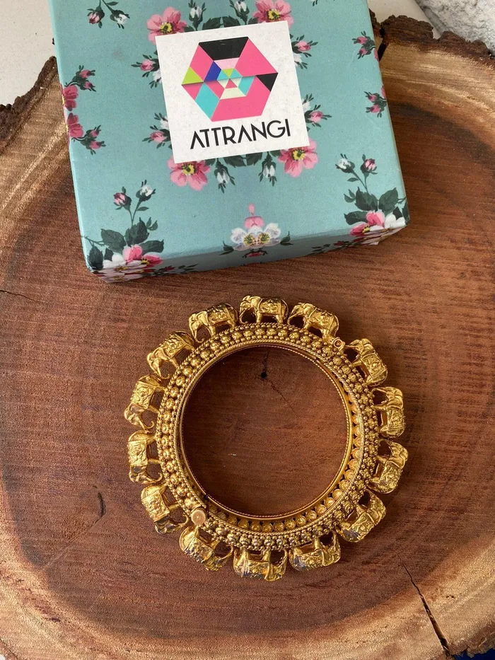 PreStyled Sets Attrangi Haathi Gold Kada