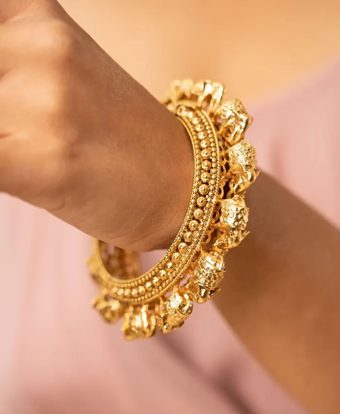 PreStyled Sets Attrangi Haathi Gold Kada PreStyled Sets Attrangi Haathi Gold Kada