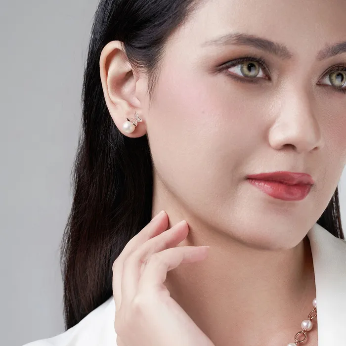 Pearly Lustre Earrings Top Grade Freshwater Pearl Earrings WE00692 GARDENS