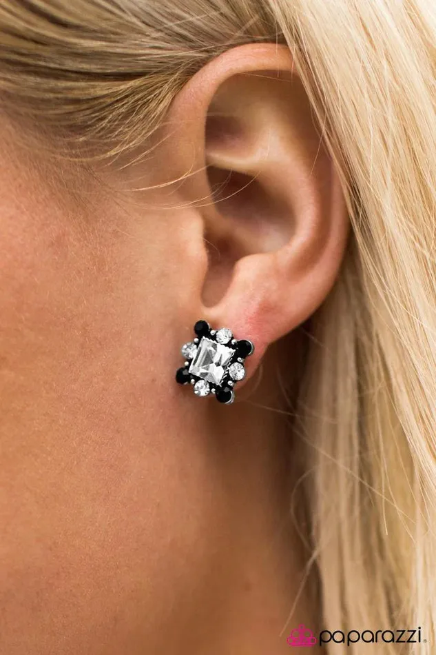 Paparazzi Earring Midnight Music Black Paparazzi Jewelry Earrings