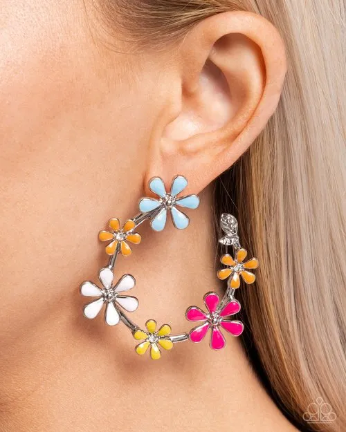 Paparazzi Earring Wreathed Welcome Earrings Paparazzi Jewelry Earrings