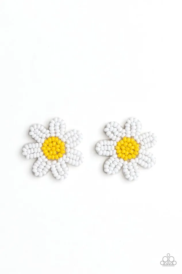 Paparazzi Jewelry Earrings Paparazzi Earring Sensational Seeds White
